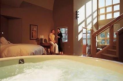 Sundara Inn And Spa Lake Delton Chambre photo